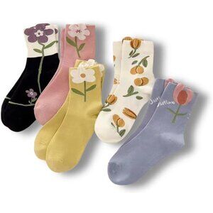 4/5 pairs Women Cute Floral Patterned Casual Cotton Crew Socks Novelty Colorful